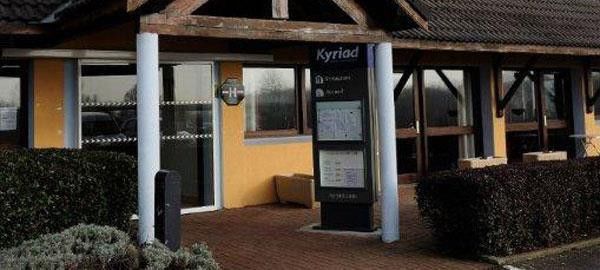 Kyriad Evreux - Netreville Exterior photo